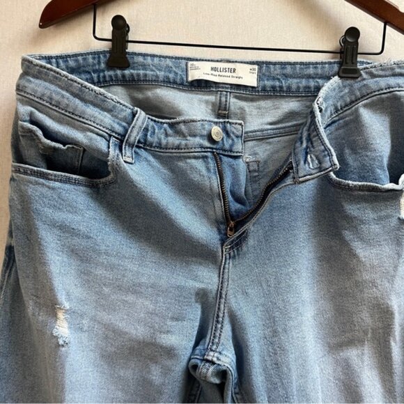 Hollister Low-Rise Relaxed Straight Distressed Jeans Sz 30 Short - Picture 6 of 12